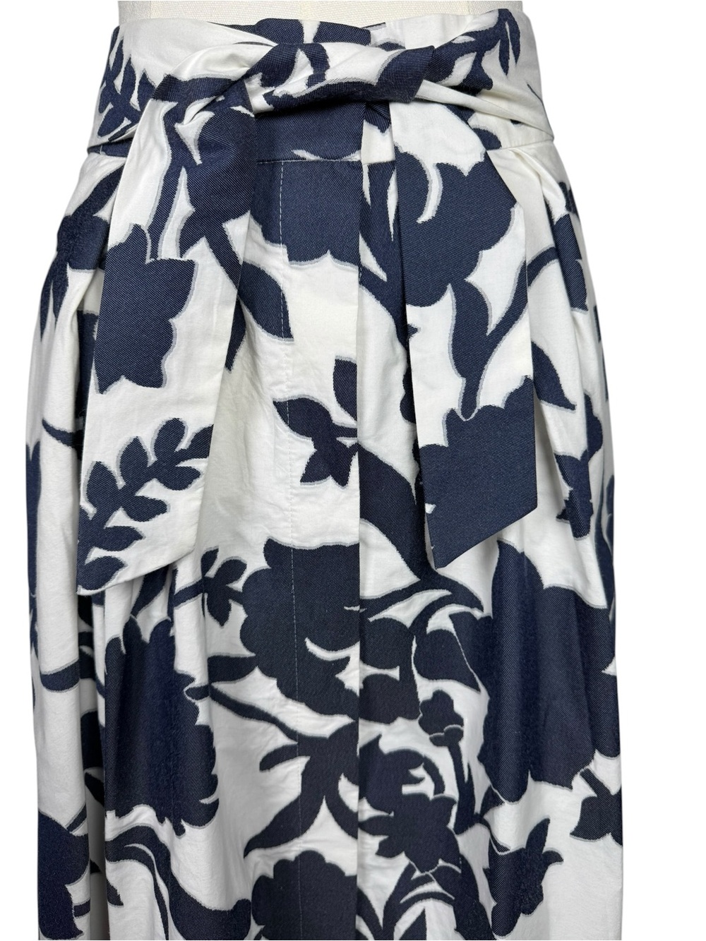 Milly Navy White Floral Cotton Midi Circle Skirt Tie Waist Pockets 6 - Picture 3 of 13